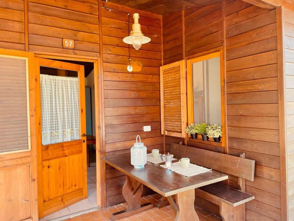 Le Dune Villaggio Лідо-ді-Фонді Екстер'єр фото